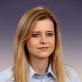 Eszter  Szalai